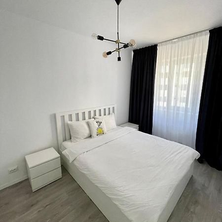 Cozy 1 Bedroom Apartment 拉迪亚 外观 照片
