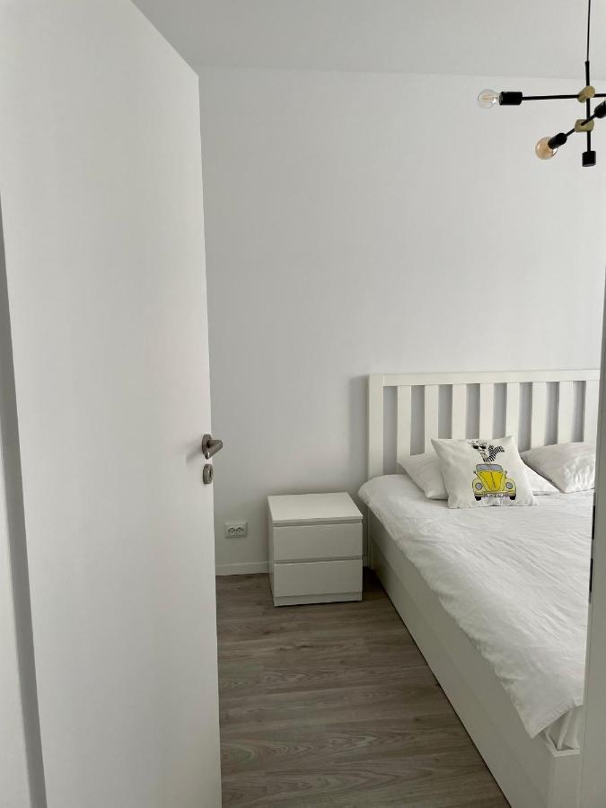 Cozy 1 Bedroom Apartment 拉迪亚 外观 照片